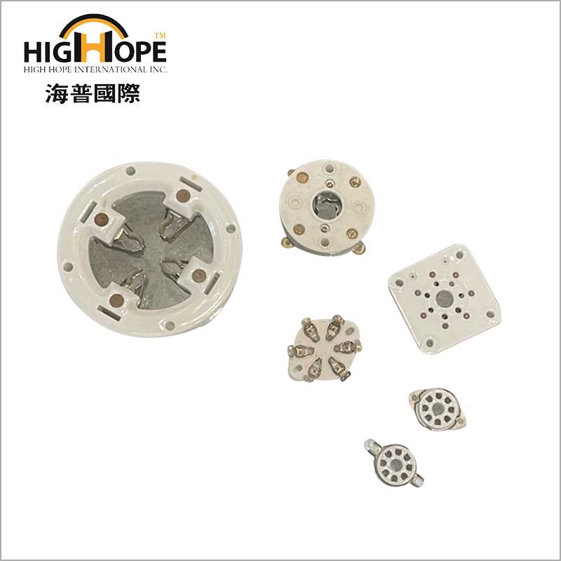 Tại sao ổ cắm bằng gốm lại cần thiết cho các ứng dụng điện có nhiệt độ cao?